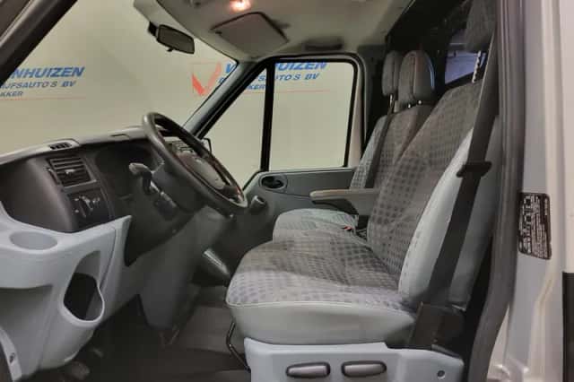Ford Transit (2011) thumbnail 5