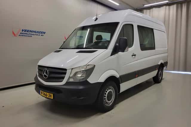 Mercedes-Benz Sprinter (2017) thumbnail 2