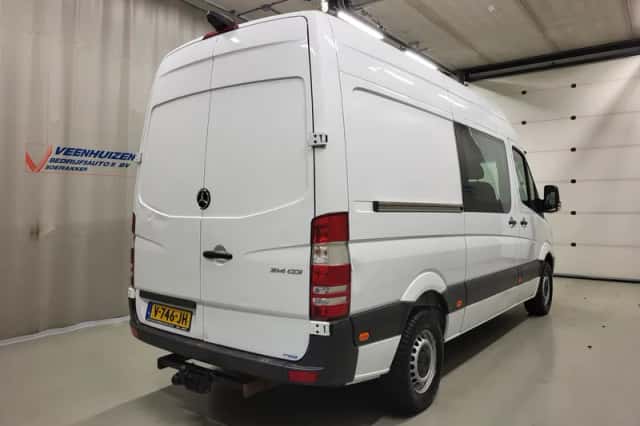 Mercedes-Benz Sprinter (2017) thumbnail 3