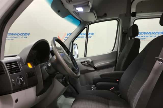Mercedes-Benz Sprinter (2017) thumbnail 5