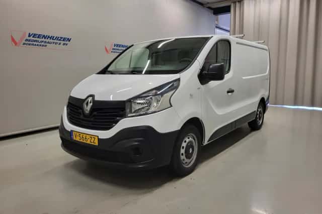 Renault Trafic (2019) thumbnail 2