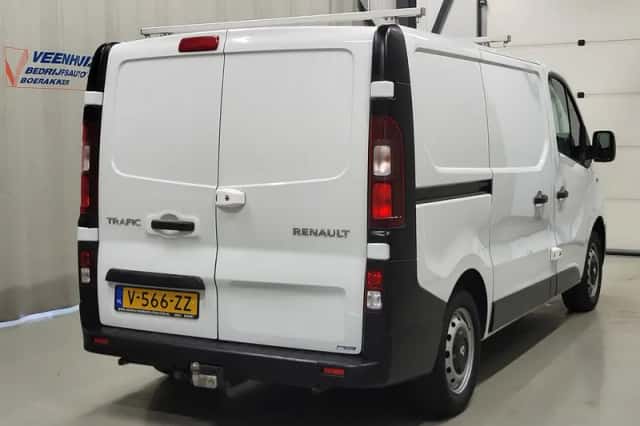 Renault Trafic (2019) thumbnail 3