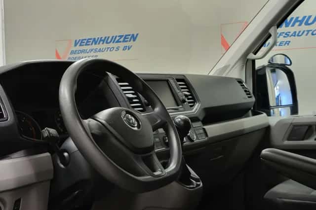 Volkswagen Crafter (2019) thumbnail 4