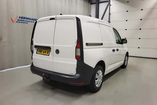 Volkswagen Caddy (2022) thumbnail 3