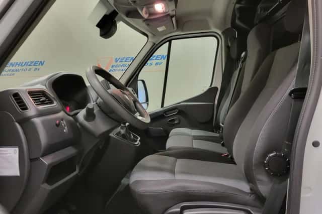 Renault Master (2024) thumbnail 5