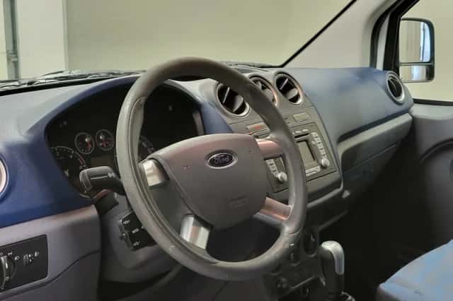 Ford Transit Connect (2011) thumbnail 4