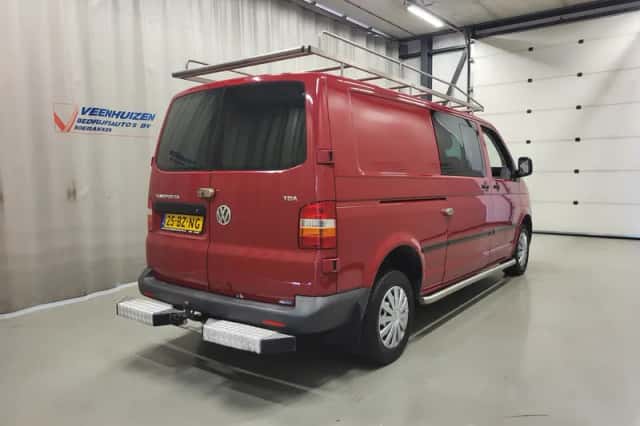 Volkswagen Transporter (2006) thumbnail 3