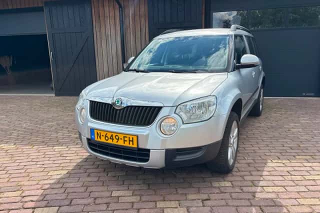 Škoda Yeti (2013) thumbnail 6