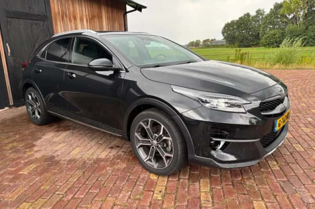 Kia XCeed (2019) thumbnail 2