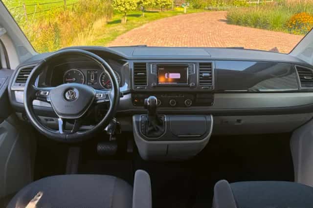 Volkswagen Transporter (2018) thumbnail 6