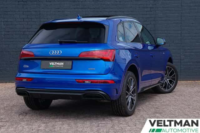 Audi Q5 (2022) thumbnail 3