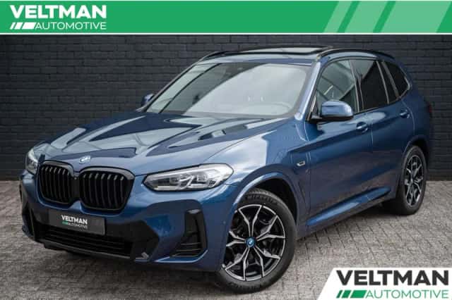 BMW X3 (2022) thumbnail 1