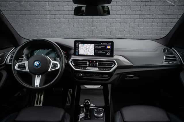 BMW X3 (2022) thumbnail 5