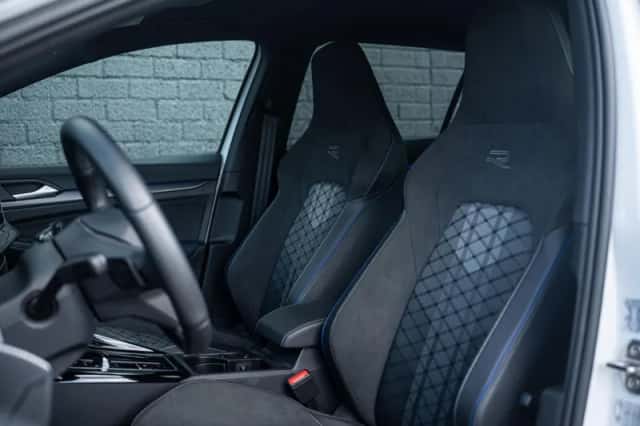Volkswagen Golf (2025) thumbnail 5
