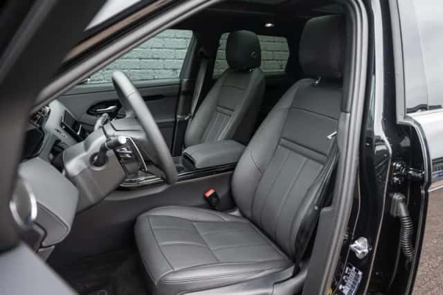 Land Rover Range Rover Evoque (2026) thumbnail 5