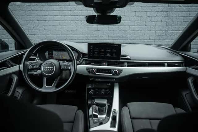Audi A4 (2020) thumbnail 5