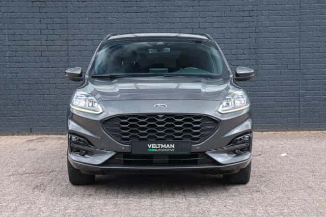 Ford Kuga (2022) thumbnail 6