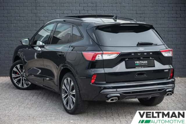 Ford Kuga (2022) thumbnail 3