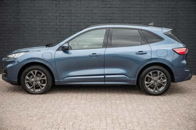 Ford Kuga (2022) thumbnail 6