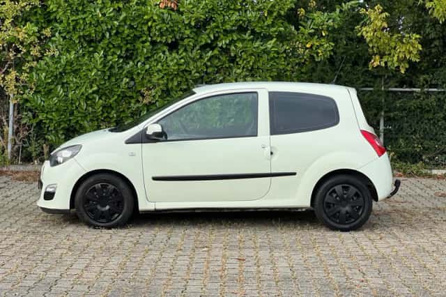 Renault Twingo (2012) thumbnail 2