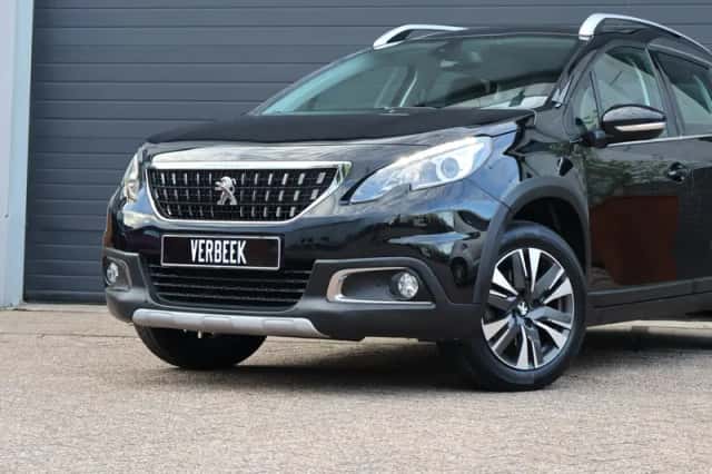 Peugeot 2008 (2018) thumbnail 3