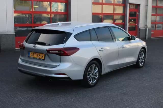 Ford Focus (2024) thumbnail 4