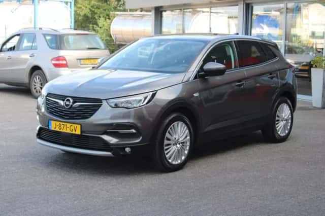 Opel Grandland (2020) thumbnail 3
