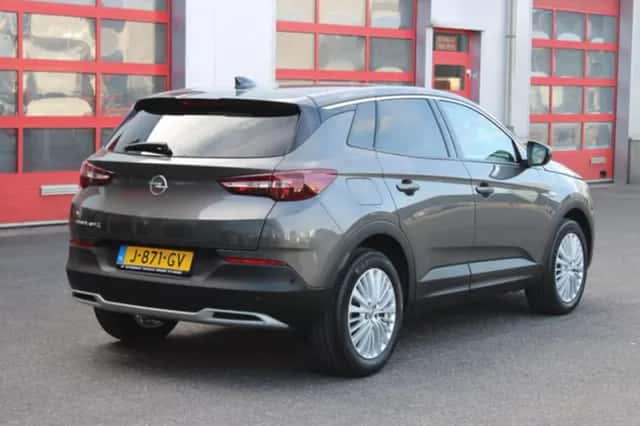 Opel Grandland (2020) thumbnail 4