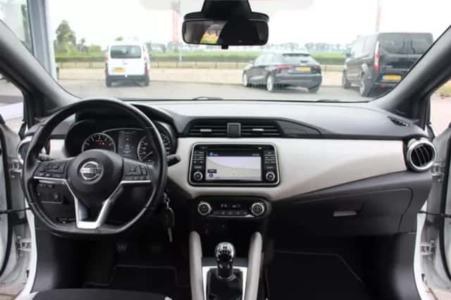 Nissan Micra (2018) thumbnail 6