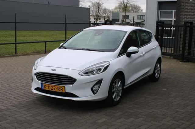 Ford Fiesta (2021) thumbnail 3
