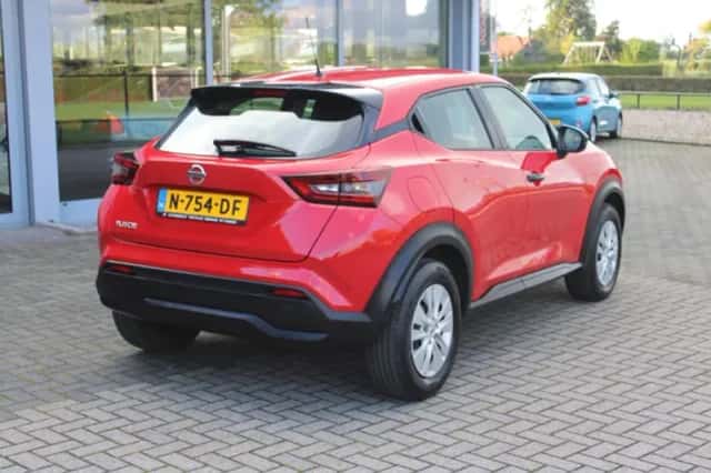 Nissan Juke (2021) thumbnail 4