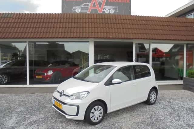 Volkswagen Up! (2020) thumbnail 1