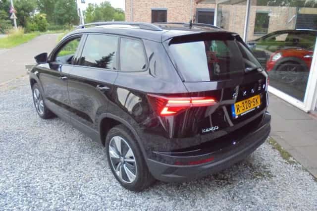 Škoda Karoq (2022) thumbnail 2