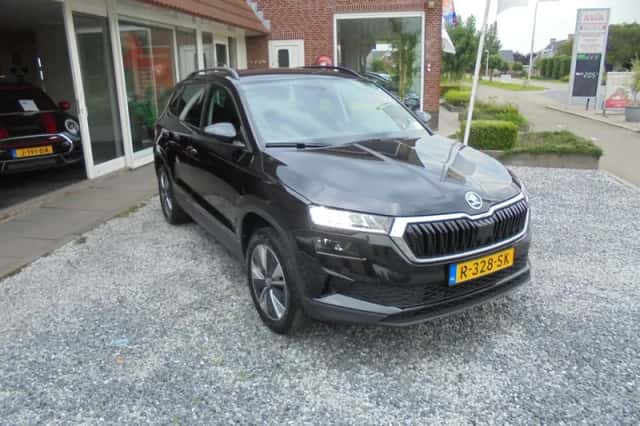 Škoda Karoq (2022) thumbnail 3