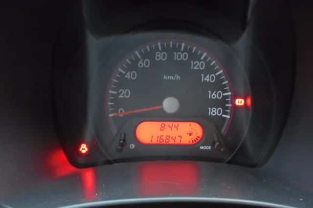 Suzuki Alto (2011) thumbnail 6
