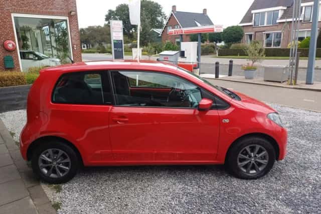 SEAT Mii (2015) thumbnail 4