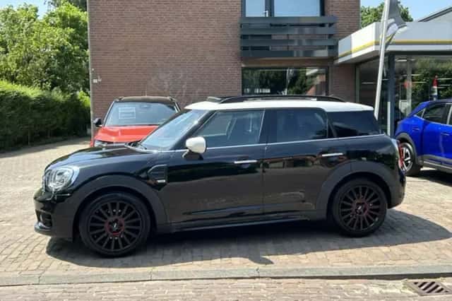 MINI Countryman (2020) thumbnail 2