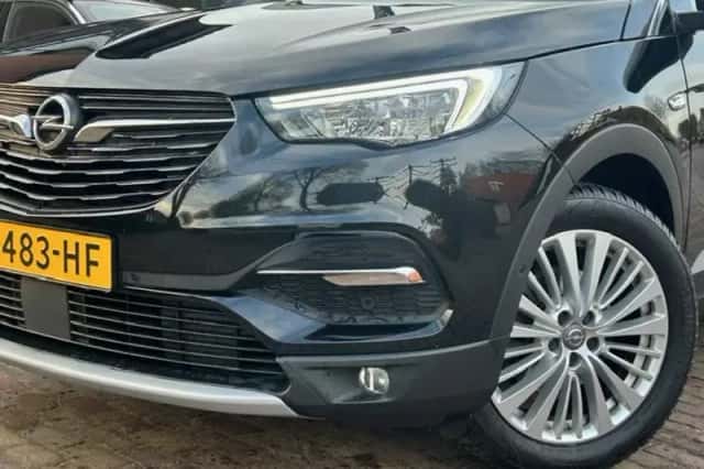 Opel Grandland (2020) thumbnail 2