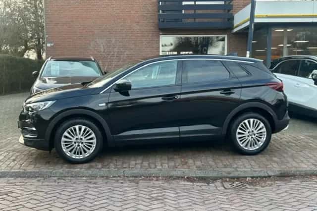 Opel Grandland (2020) thumbnail 4