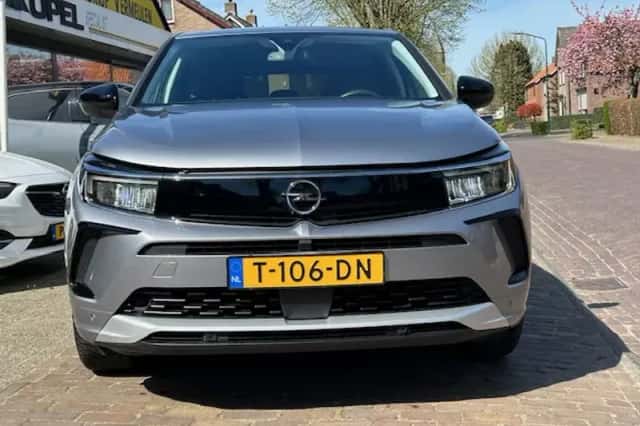 Opel Grandland (2023) thumbnail 6