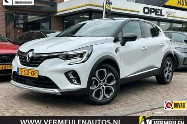 Renault Captur (2023) thumbnail 1