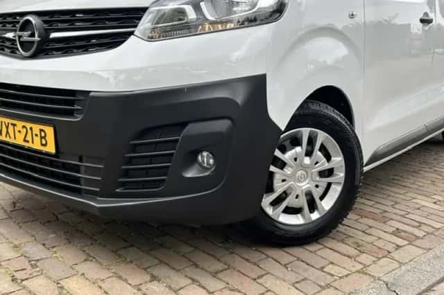 Opel Vivaro (2023) thumbnail 2
