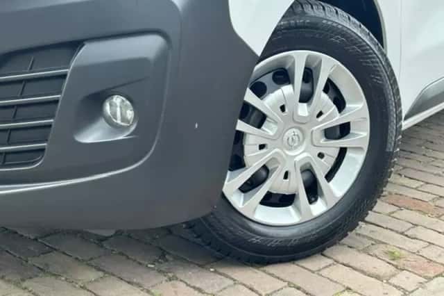 Opel Vivaro (2023) thumbnail 3