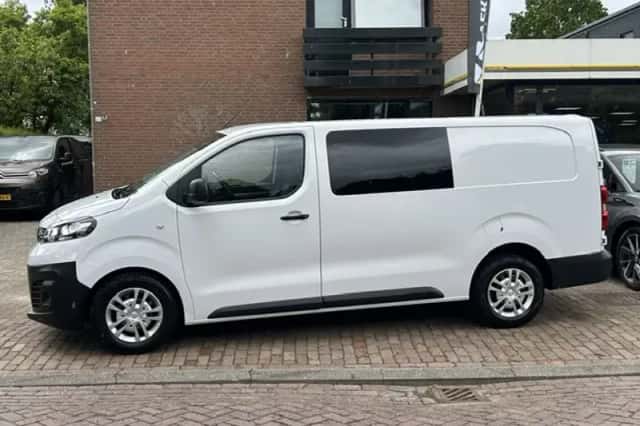 Opel Vivaro (2023) thumbnail 4