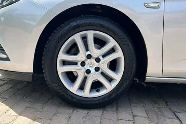 Opel Astra (2018) thumbnail 5