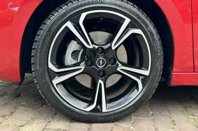 Opel Corsa (2024) thumbnail 5