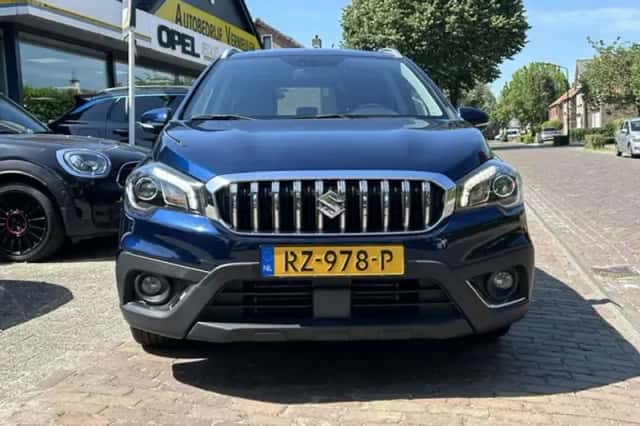 Suzuki SX4 S-Cross (2018) thumbnail 6