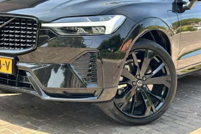 Volvo XC60 (2024) thumbnail 2