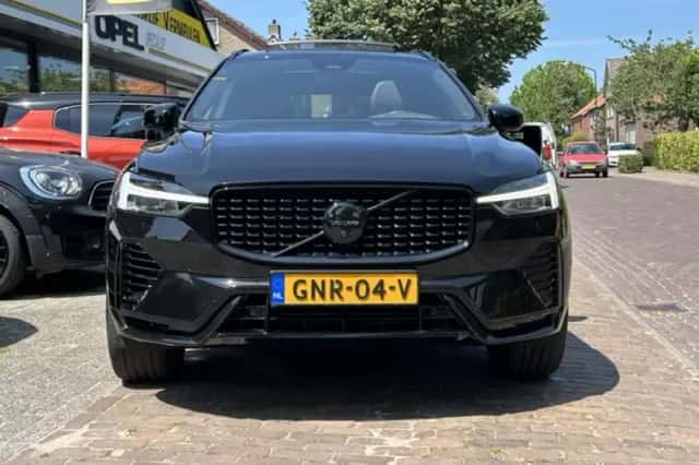 Volvo XC60 (2024) thumbnail 6