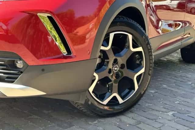 Opel Mokka (2021) thumbnail 3